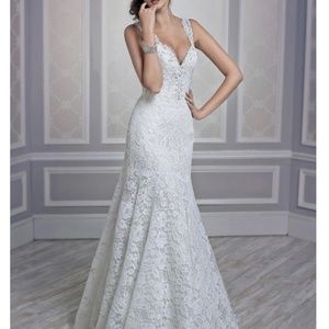 Kenneth Winston wedding dress